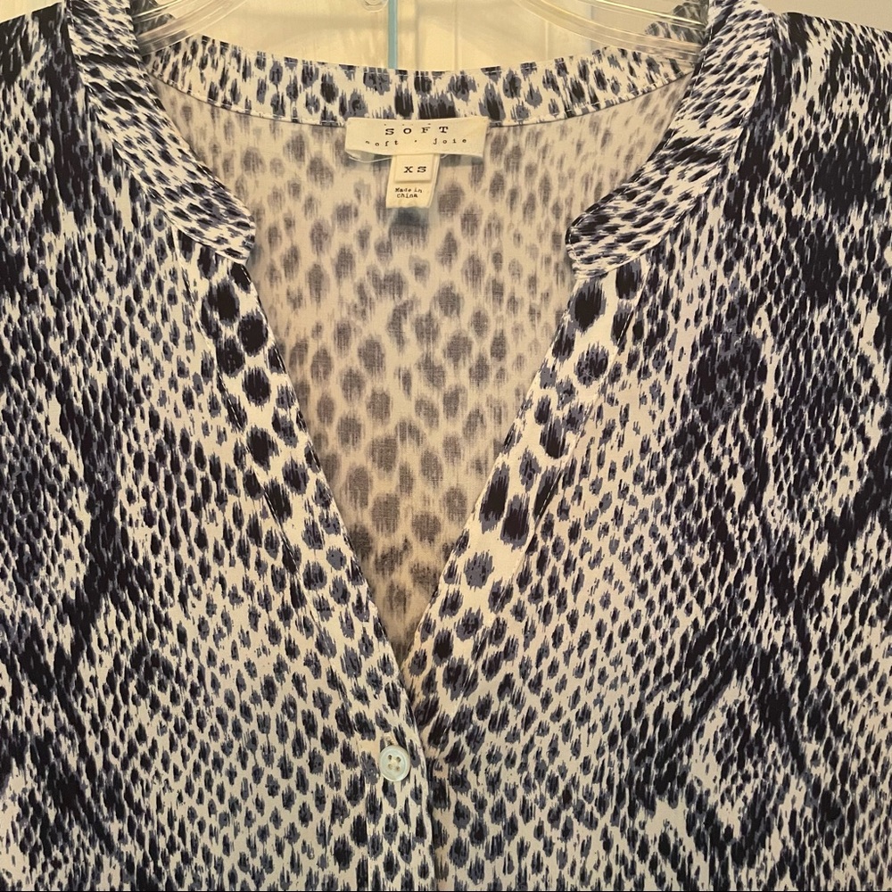 Soft Joie Blouse Top - Picture 5 of 7